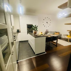  Appartamento And Parking
