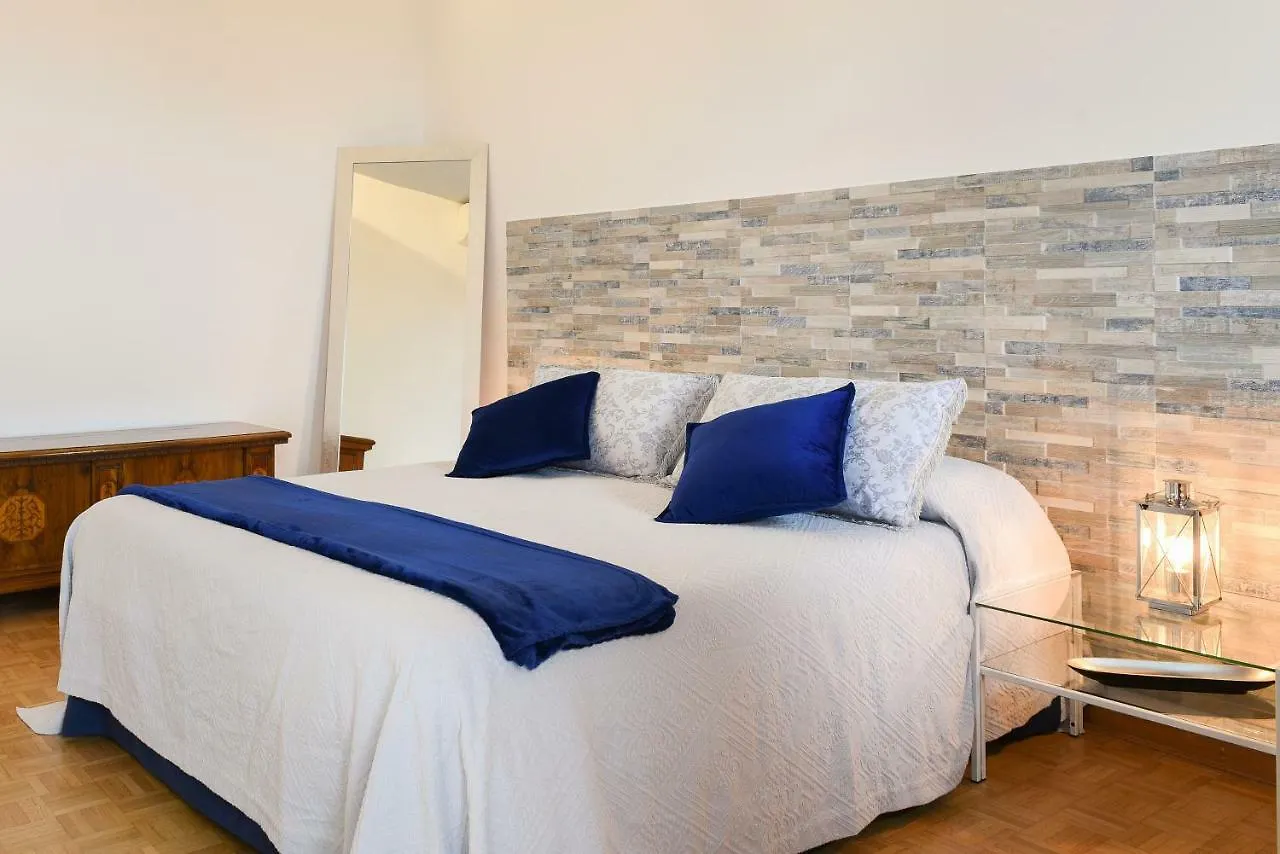 La Casa Nel Cielo Hotel Verona 0*,