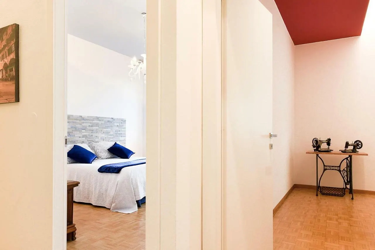 La Casa Nel Cielo Hotel Verona 0*,  Italy